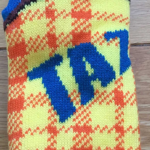 Warner Bros Looney Tunes Tasmanian Devil Sherpa Lined No Slip Cabin Socks - Picture 3 of 9